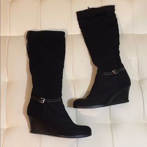 EUC Lauren Ralph Lauren Tula Boots